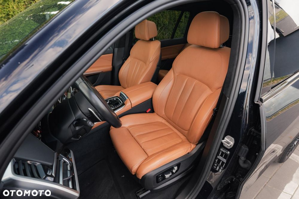 BMW X7 xDrive30d sport - 13