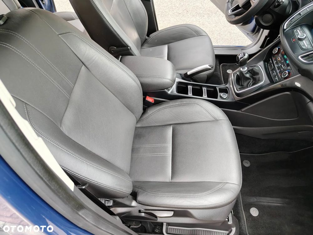 Ford Grand C-MAX 1.5 EcoBoost Start-Stopp-System Titanium - 19