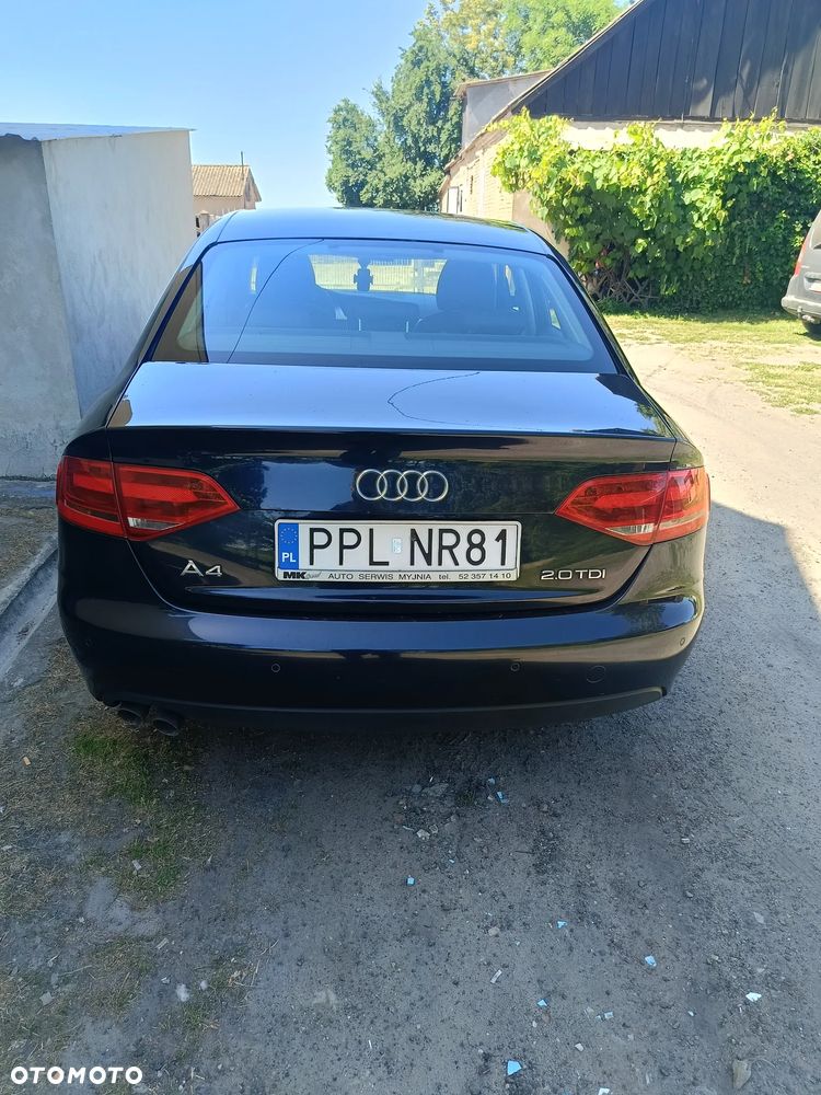 Audi A4 Limousine 2.0 TDI - 11