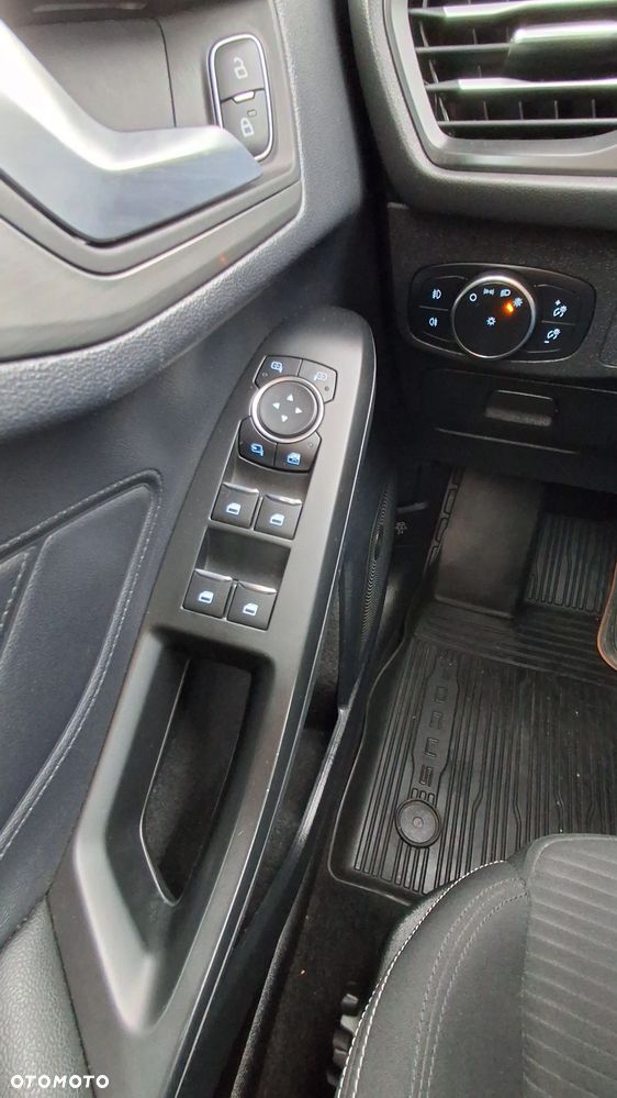 Ford Focus - 9