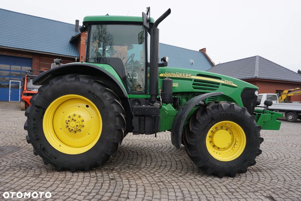 John Deere 7920 - 2