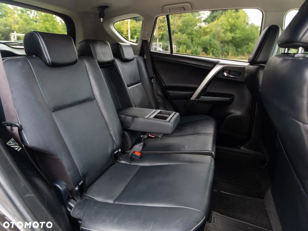 Toyota RAV4 2.0 D-4D 4x2 Start-Stop Executive - 22