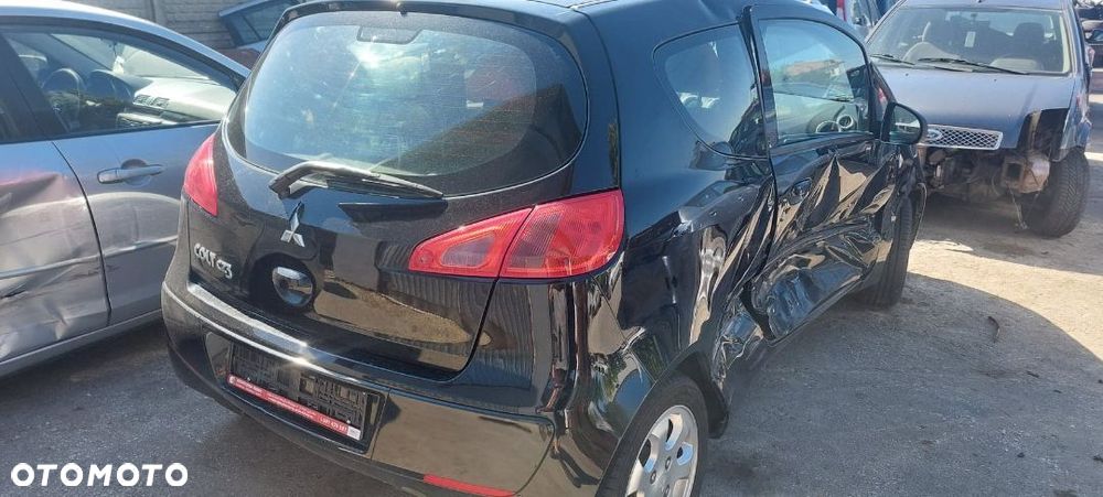 Mitsubishi COLT 1,3 rozrusznik - 6