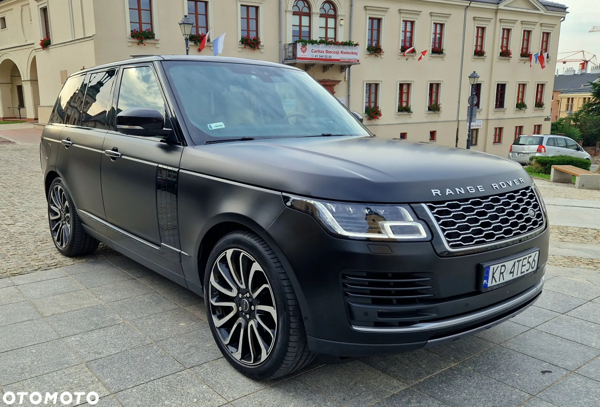 Land Rover Range Rover 4.4SD V8 LWB SV AB - 13