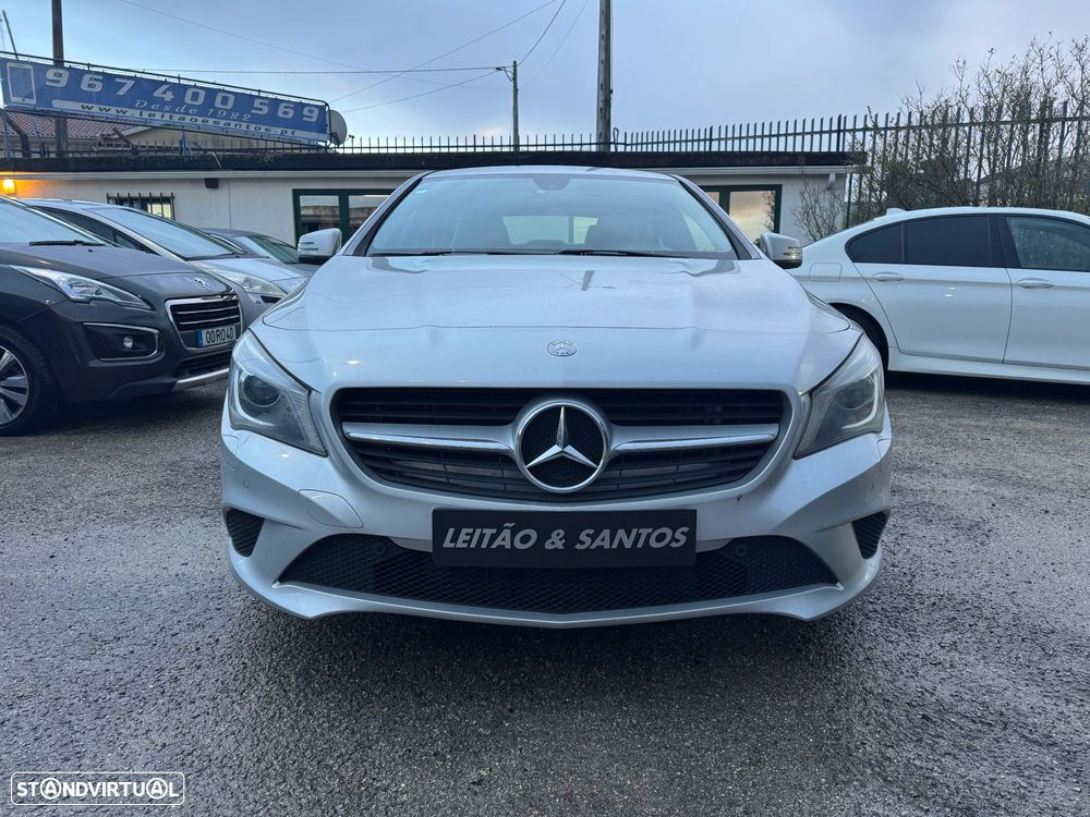 Mercedes-Benz CLA 220 d 7G-DCT Urban - 2