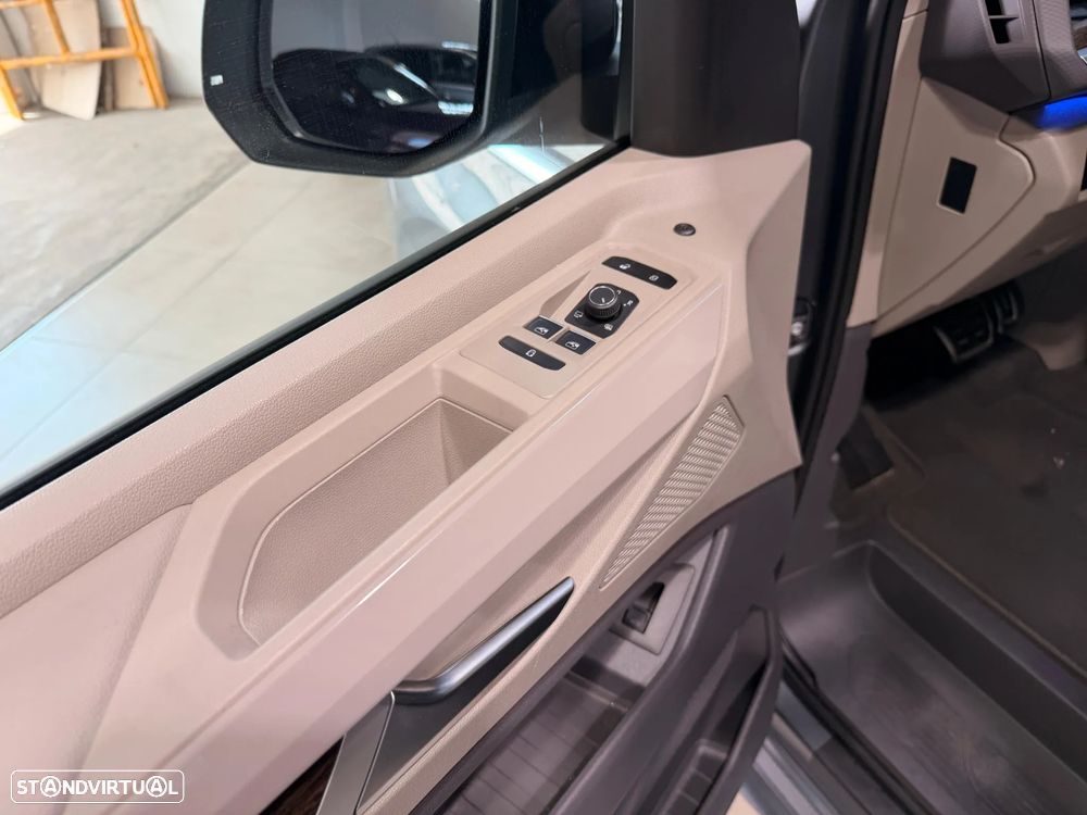 VW Multivan 2.0 TDI Style DSG - 29