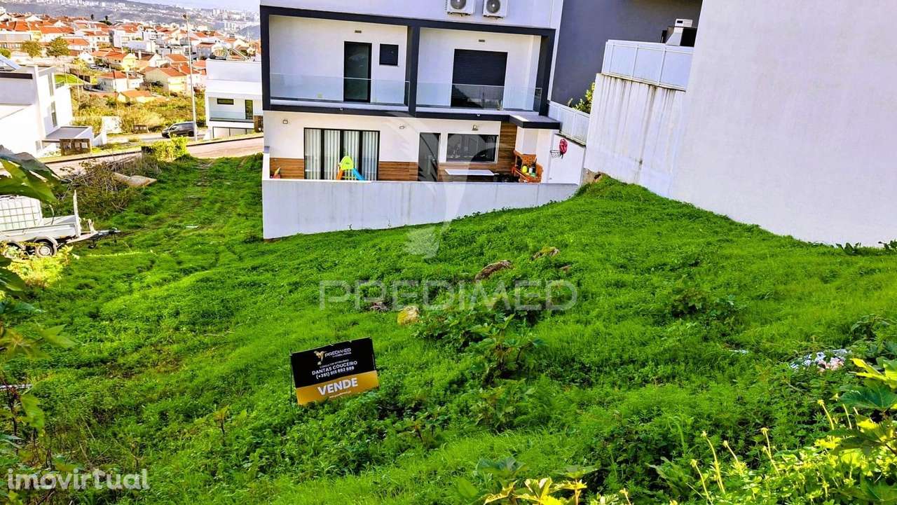 Terreno Urbano à venda em Famões -São Sebastião Norte - Odivelas - Grande imagem: 2/11