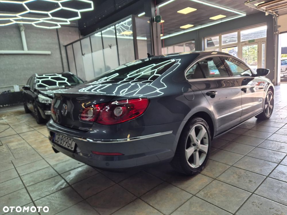 Volkswagen Passat CC 1.8 TSI DSG - 3