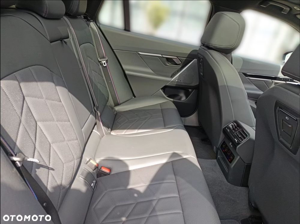 BMW Seria 5 - 18