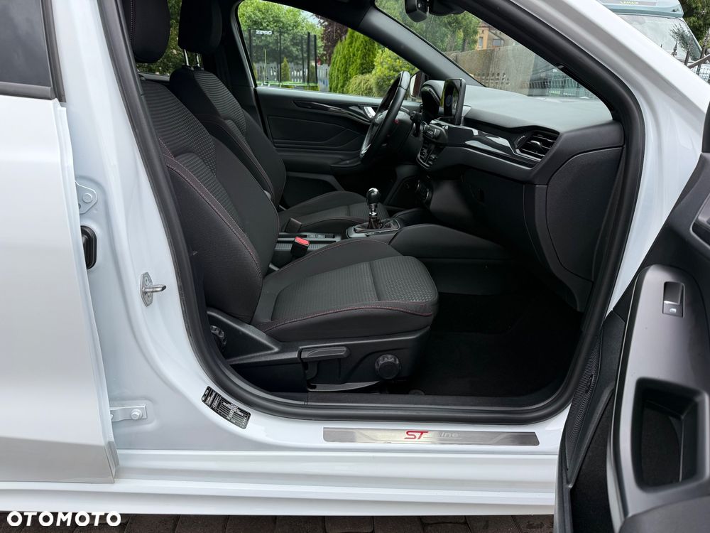 Ford Focus 2.0 TDCi ST-Line Black ASS - 23