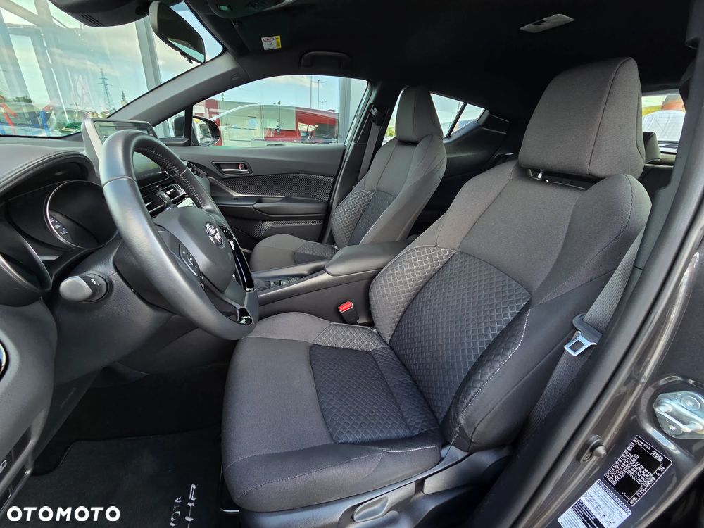 Toyota C-HR Flow - 24