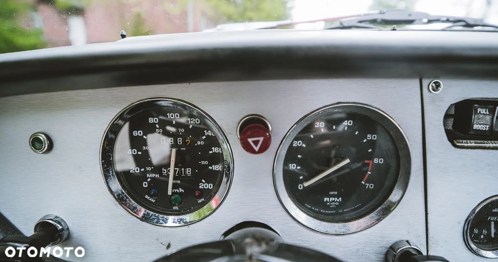 Triumph Spitfire - 26
