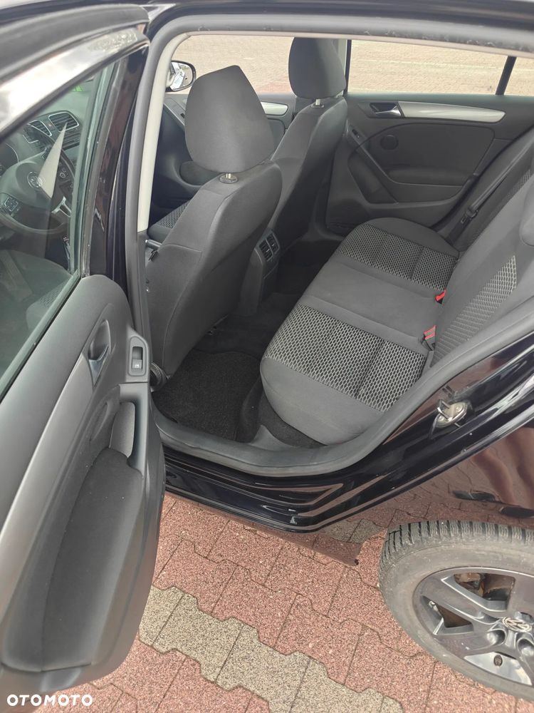 Volkswagen Golf 1.6 Trendline - 12