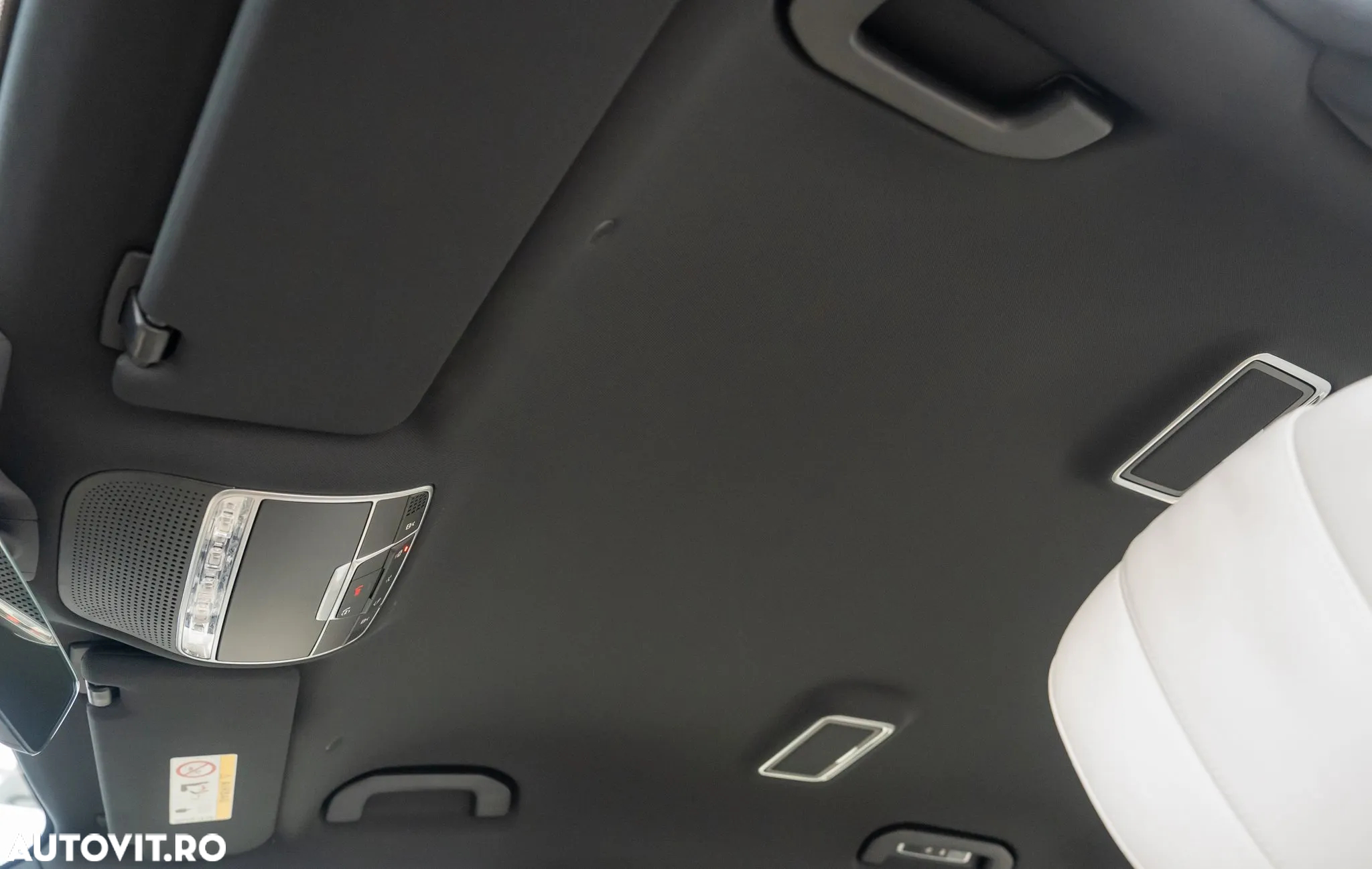 Mercedes-Benz S 560 4Matic 9G-TRONIC - 20