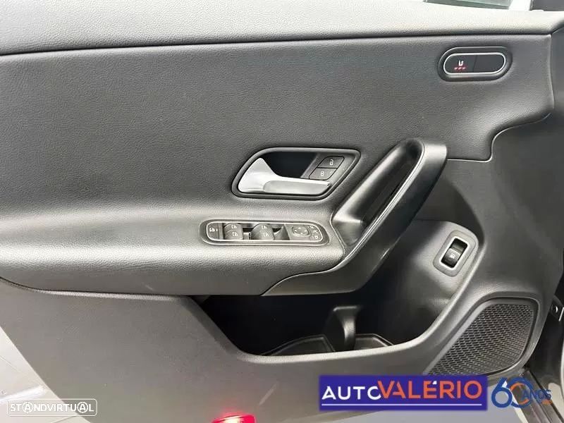 Mercedes-Benz CLA 250 - 9