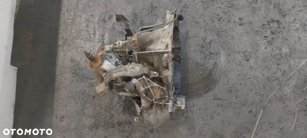 SKRZYNIA BIEGÓW CITROEN C8 2.0 HDI MANUAL 5 BIEGÓW 20LM24 - 2