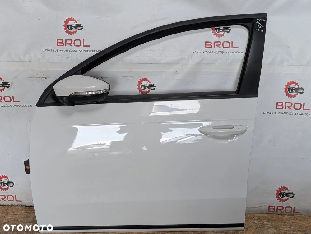 DRZWI PRZEDNIE LEWE VW PASSAT B7  LB9A - 1