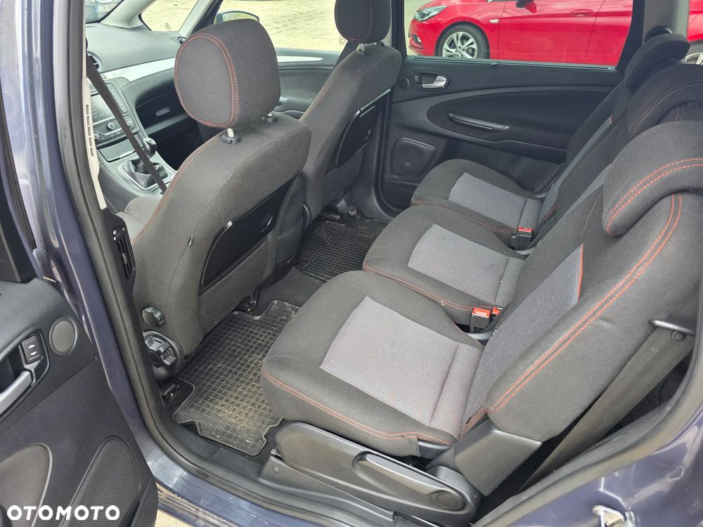Ford S-Max - 6