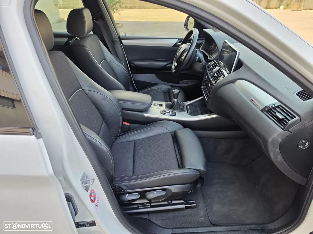 BMW X4 20 d xDrive Pack M - 26