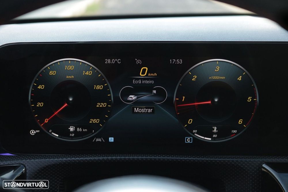 Mercedes-Benz A 180 d AMG Line - 43