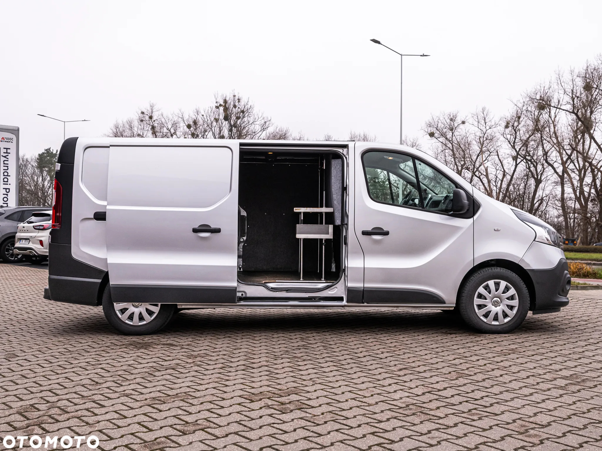 Renault Trafic - 8