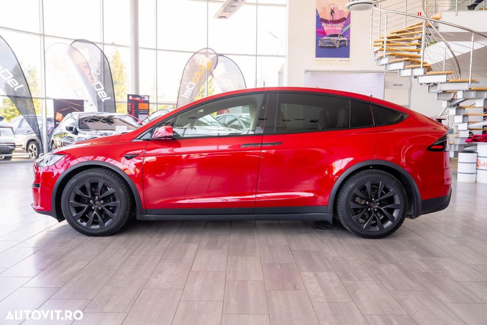 Tesla Model X Standard - 9