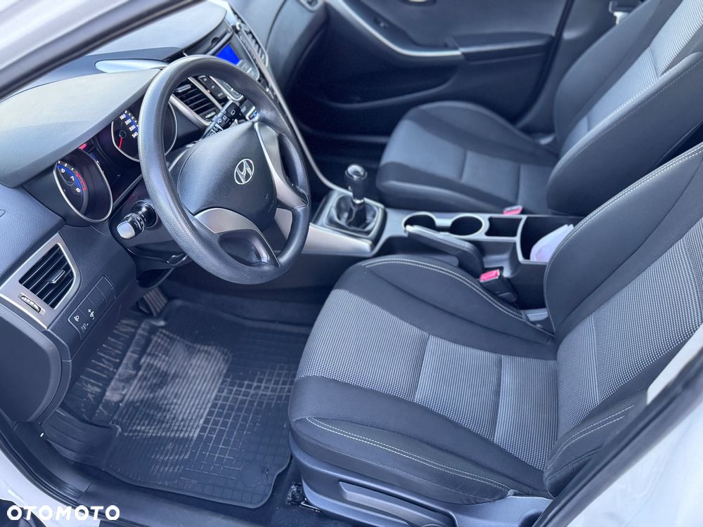 Hyundai i30 - 13