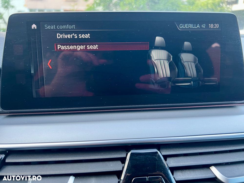 BMW Seria 5 520d AT - 38