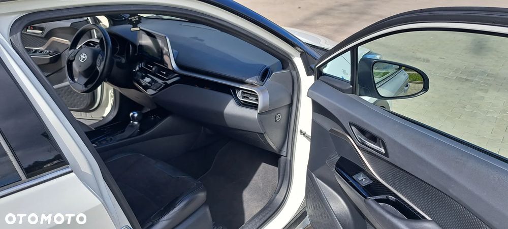 Toyota C-HR - 7