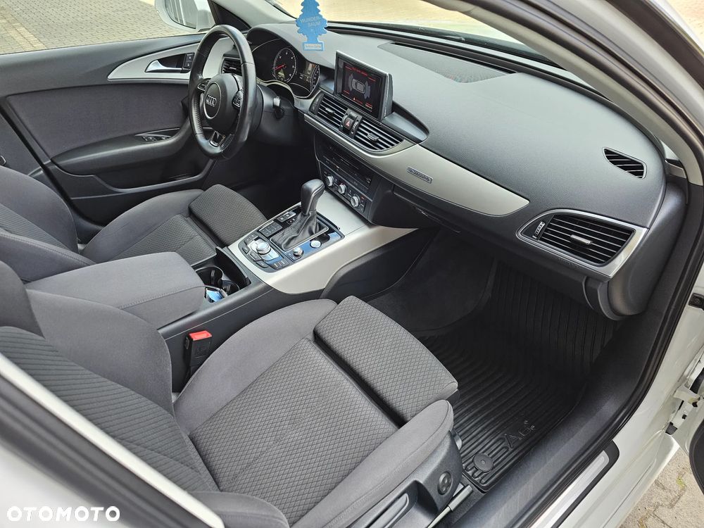 Audi A6 Avant 3.0 TDI quattro S tronic - 24