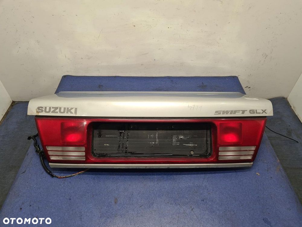 SUZUKI SWIFT II SEDAN  TYLNA KLAPA BAGAŻNIKA - 1
