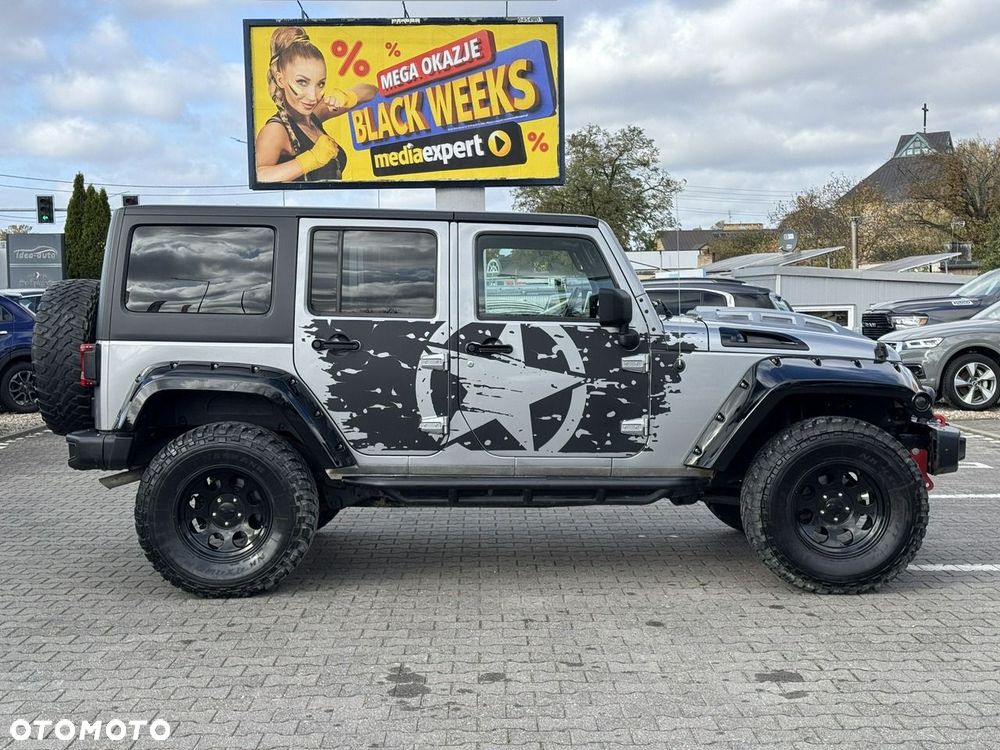 Jeep Wrangler - 13