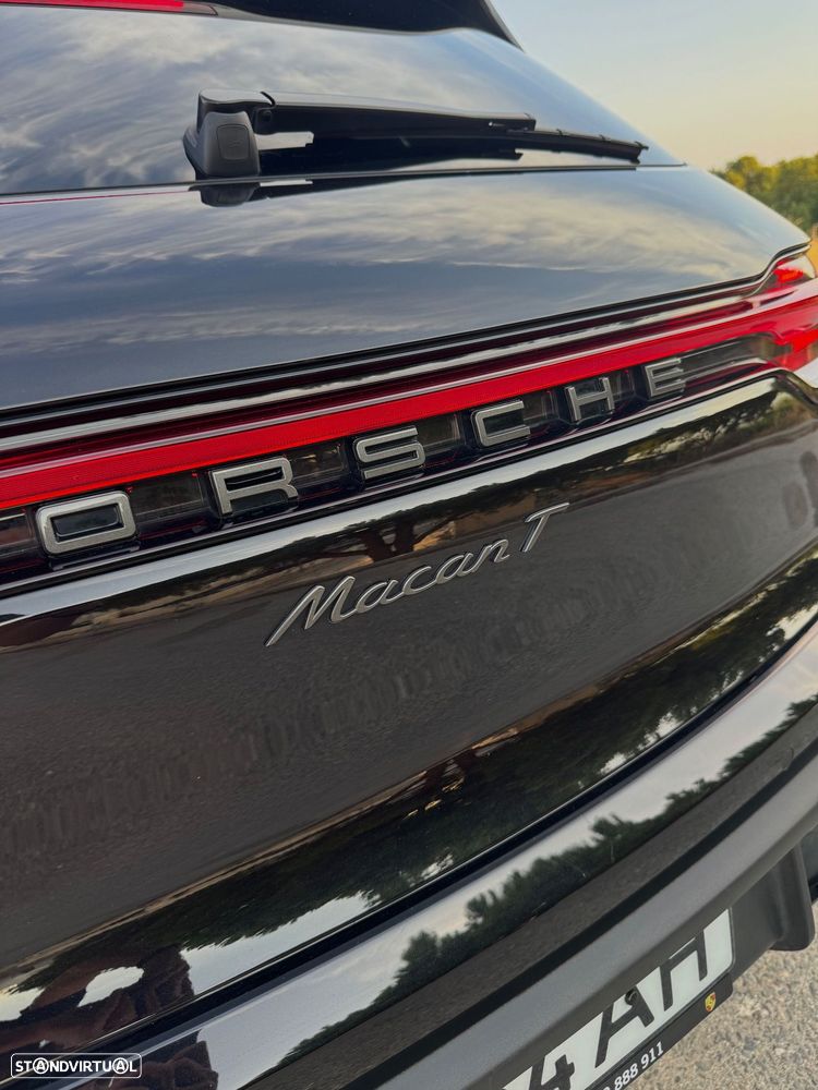 Porsche Macan T - 34