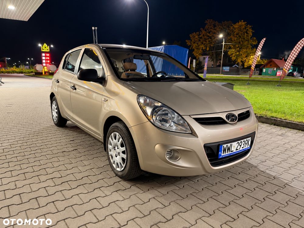 Hyundai i20