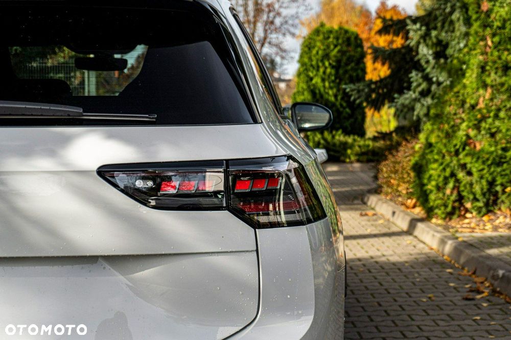 Volkswagen Golf - 16