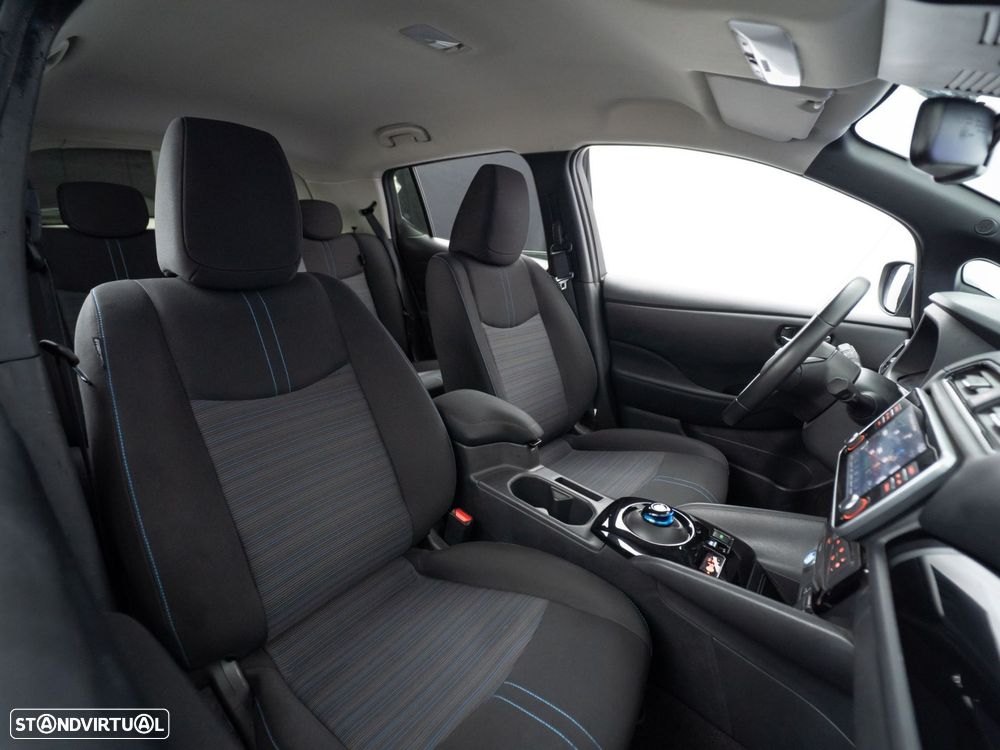 Nissan Leaf N-Connecta - 36