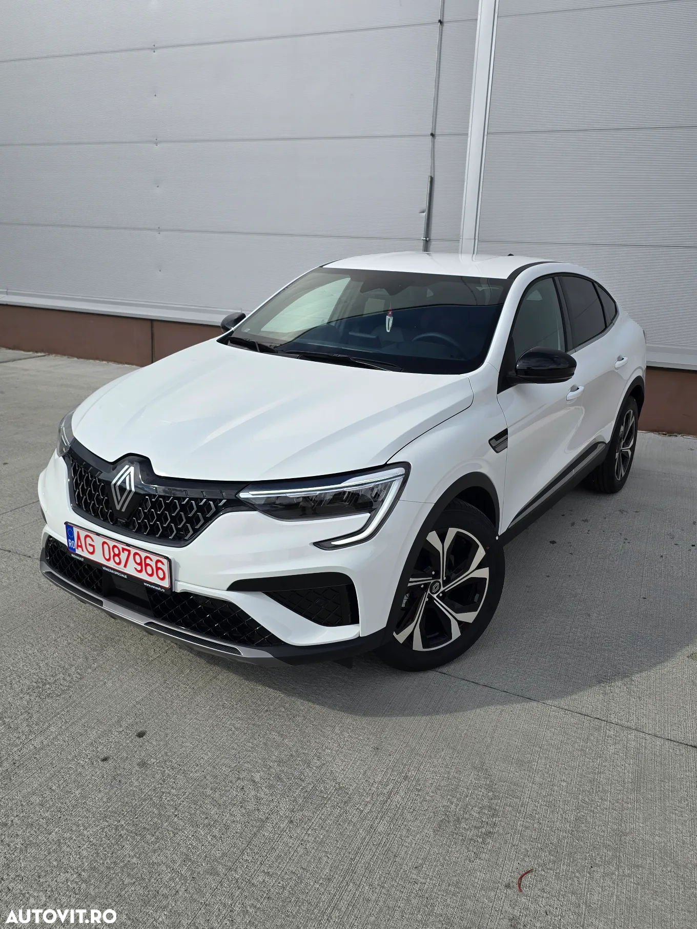 Renault Arkana MHEV 140 EDC Techno - 14