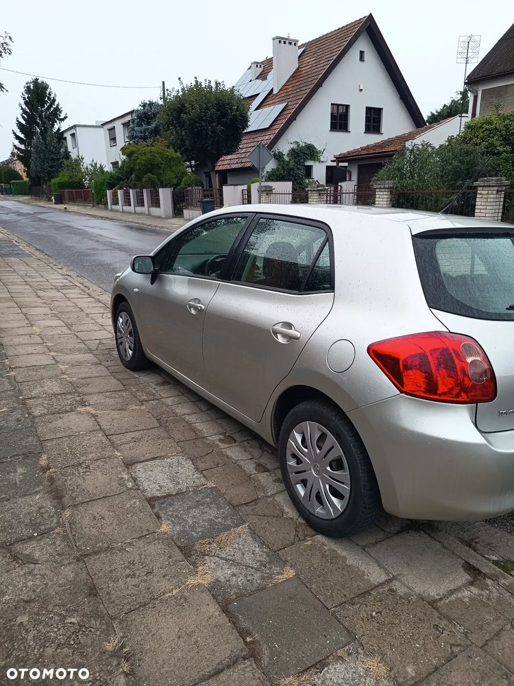 Toyota Auris 1.6 VVT-i Multimode Sol - 1