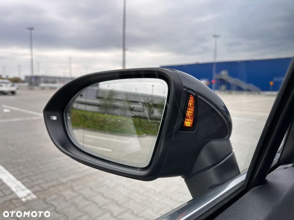 Volkswagen Passat 1.6 TDI (BlueMotion Technology) DSG Comfortline - 15