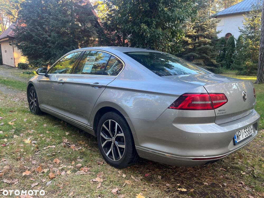 Volkswagen Passat 2.0 TDI BMT 4Mot Highline DSG - 10