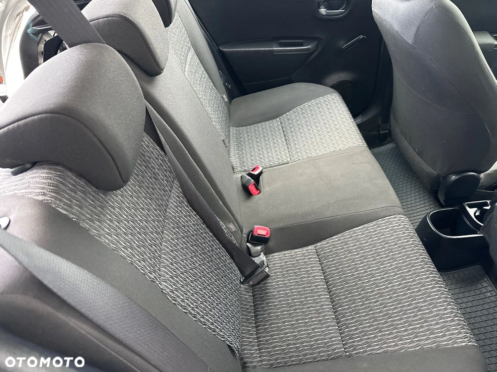 Toyota Yaris 1.33 Prestige - 15