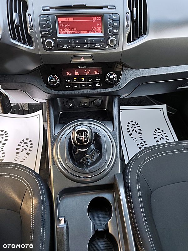 Kia Sportage 2.0 CRDI 4WD Dream-Team Edition - 13