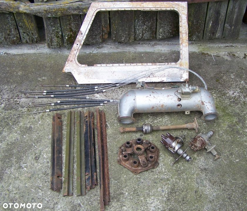 LUAZ 969M ZAZ części maska drzwi klapa koła fotele - 7