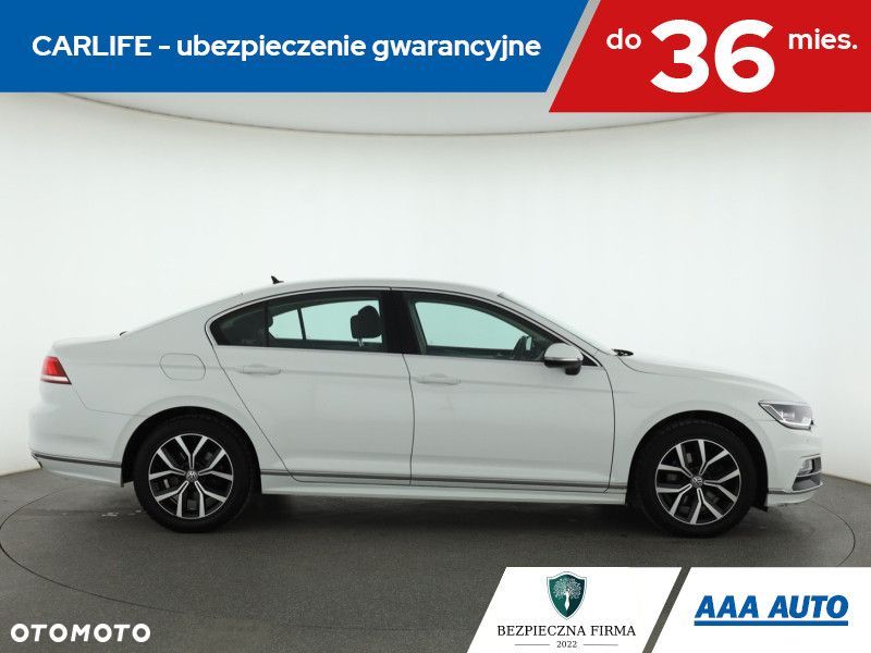 Volkswagen Passat - 7