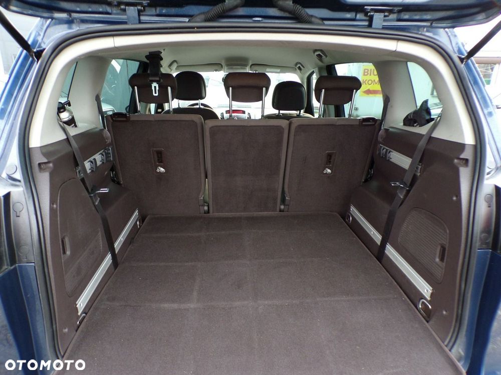 Opel Zafira - 24