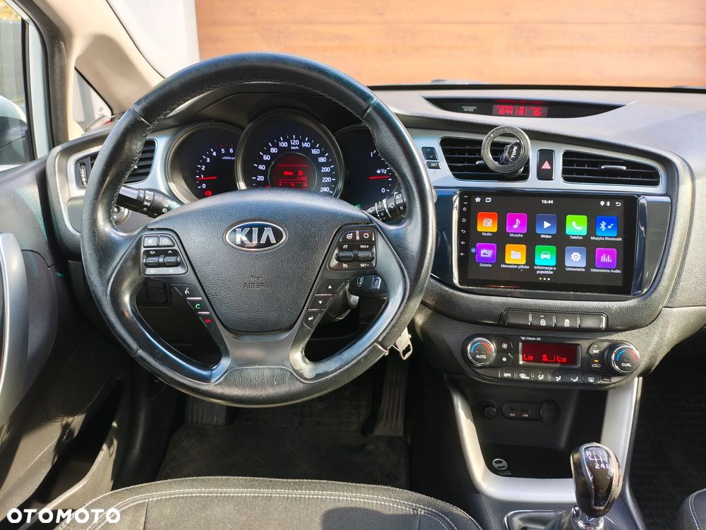 Kia Ceed 1.6 CRDi S - 13