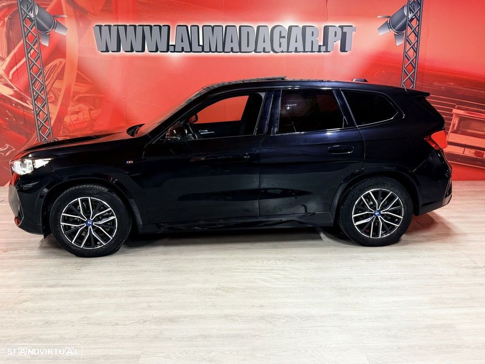 BMW iX1 xDrive30 Pack Desportivo M - 3