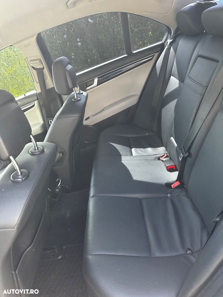 Mercedes-Benz C 200 CDI BlueEFFICIENCY - 10
