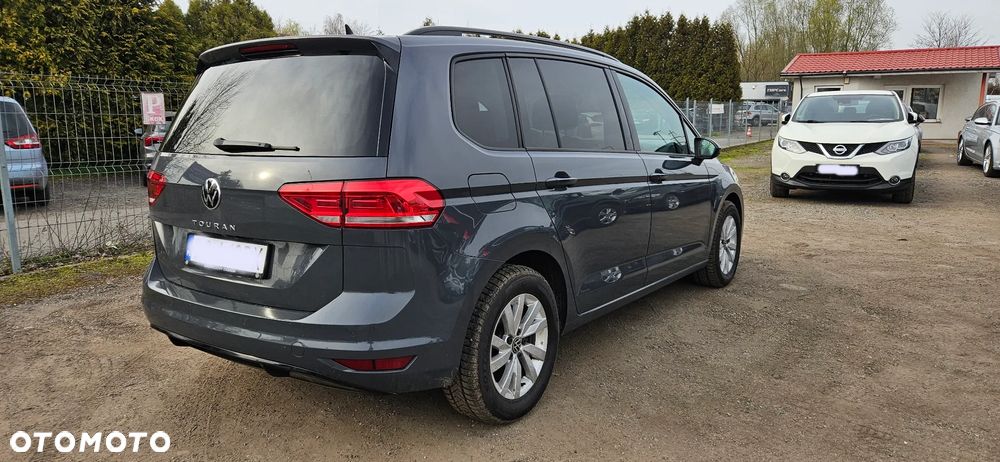 Volkswagen Touran 2.0 TDI BMT SCR Trendline - 4