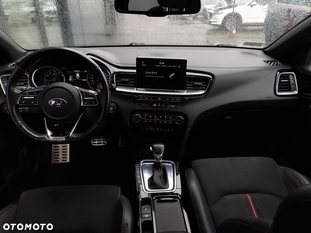 Kia ProCeed - 26